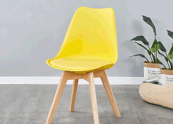 L'unità di elaborazione colorata oasi che pranza la sedia, legno di faggio ha ricoperto pranzare la sedia