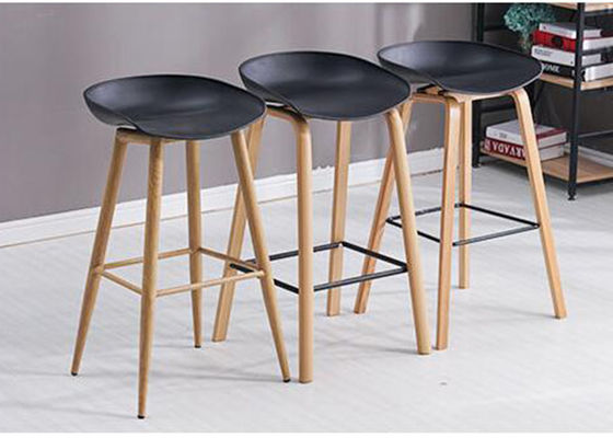 Lo sgabello da bar ergonomico del faggio, contatore di legno moderno defeca lo schienale basso